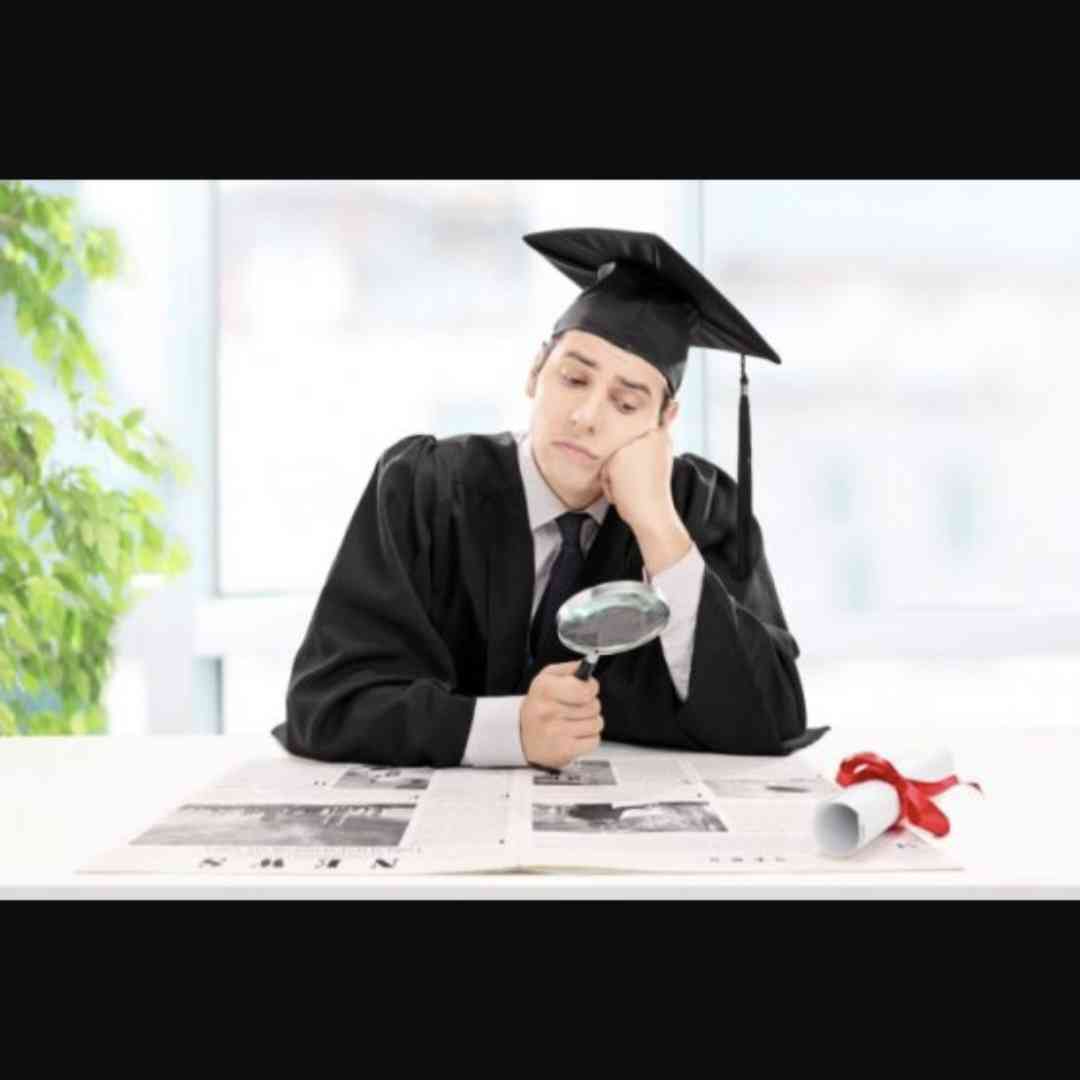 connoisseur👨‍🎓 .