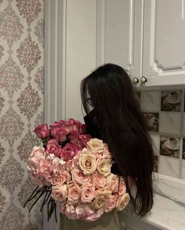 Lola Shomurodova 313087