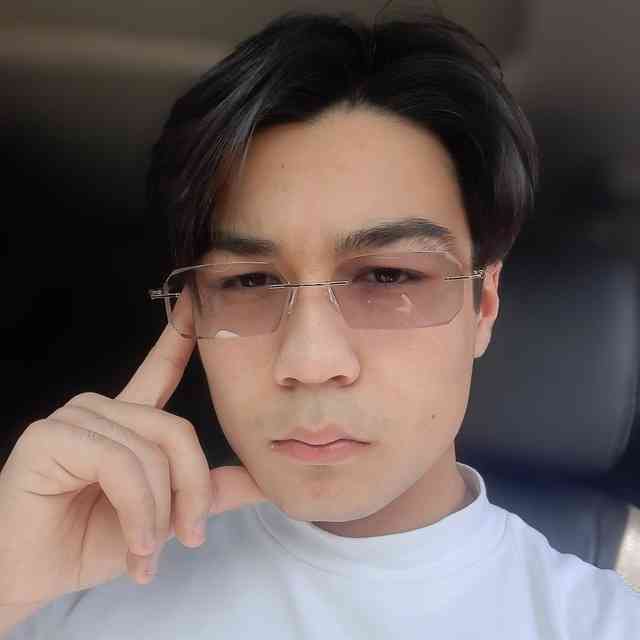 Шохжахон акбарзода